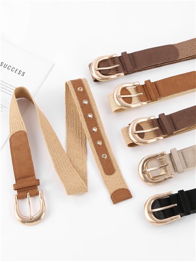 Cinturón elástico texturizado con hebilla dorada