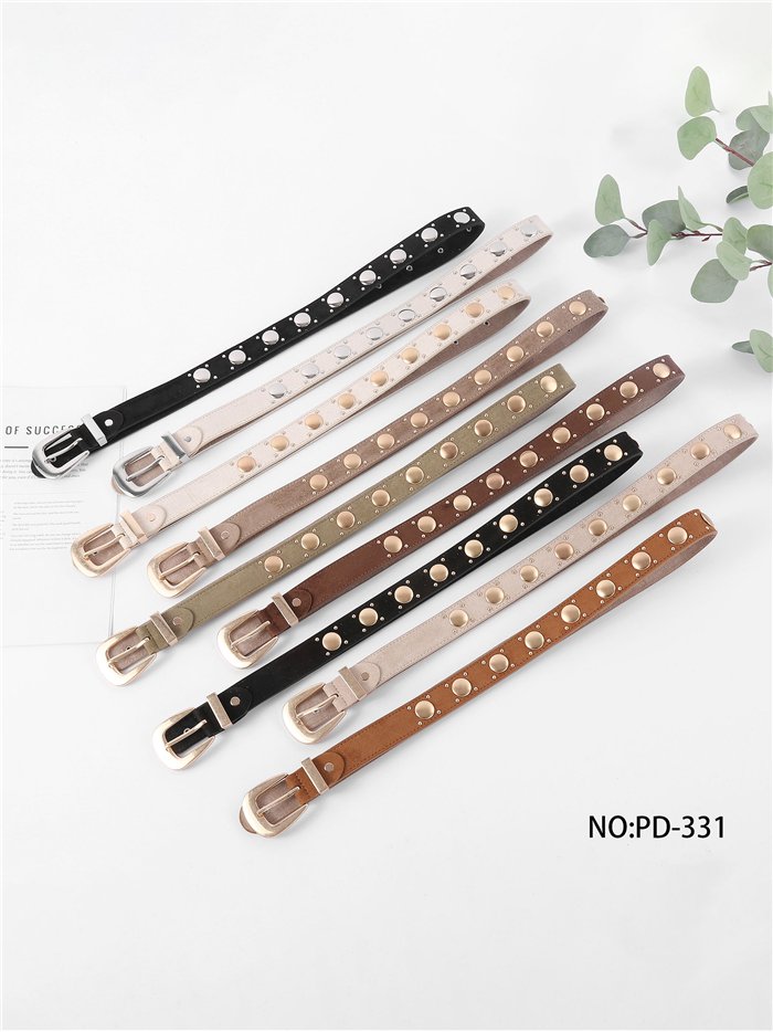 Cinturón fino efecto ante con tachas redondas