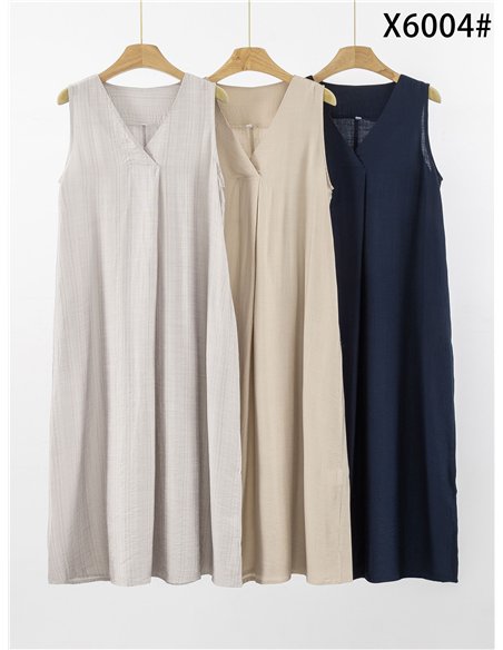 Sleeveless flowy midi dress