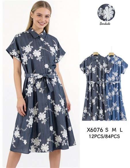 Vestido camisero bordado floral con cinturón