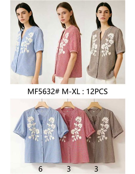 Camicetta a quadretti con ricami floreali