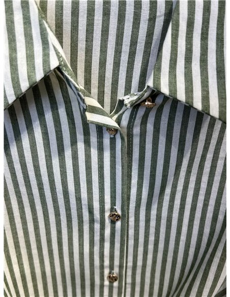 Vestido camisero de rayas con lazada