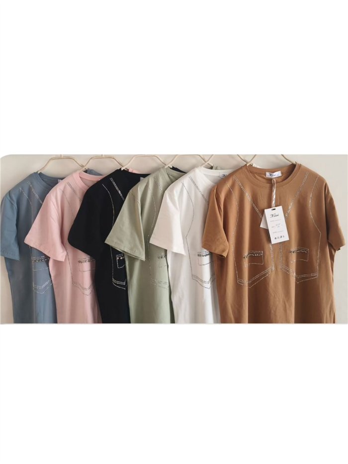 Camiseta amplia efecto chaleco con strass