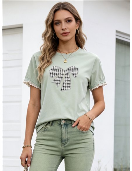 Camiseta con lazo pata de gallo y ribete