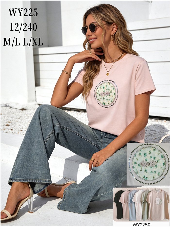 Einfaches T-Shirt mit floralem Medaillonmuster