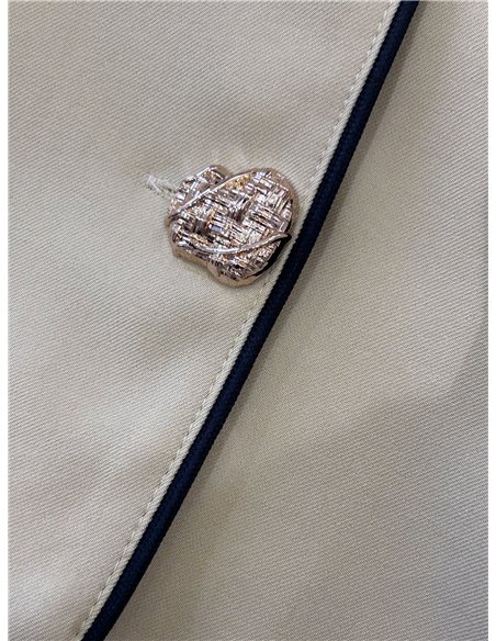 Conjunto de top de tirantes con vivo a contraste y short