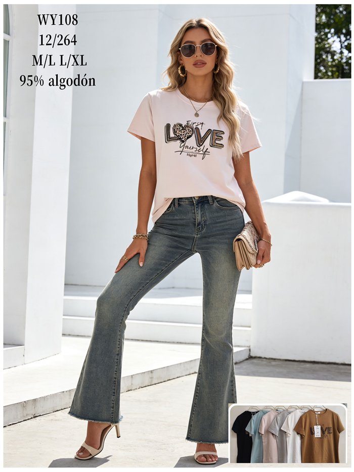 Camiseta love con print animal