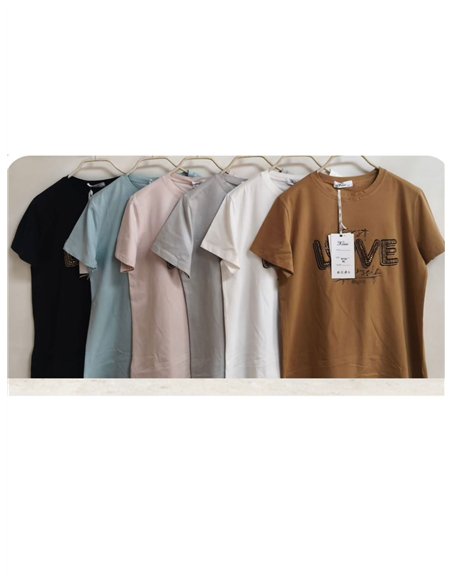 Camiseta love con print animal