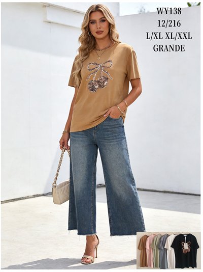 Camiseta amplia con cerezas y lazo animal print 2