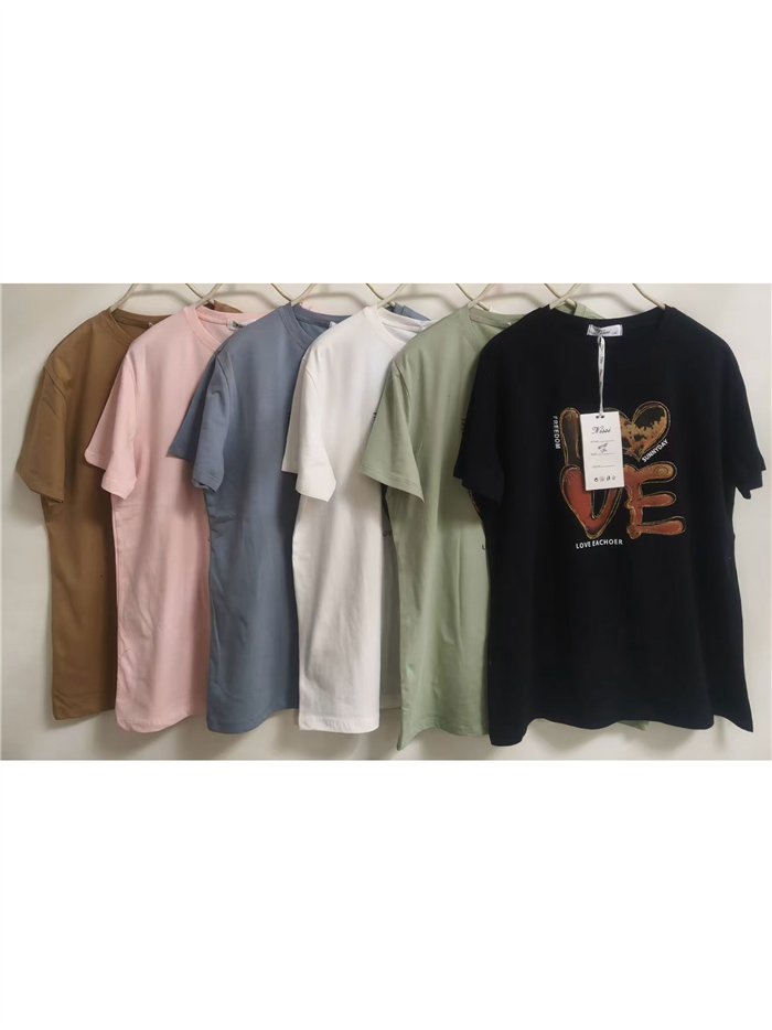 Camiseta amplia love con estampado