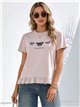 Camiseta con mariposas y bajo de encaje