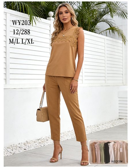 Top sin mangas con encaje