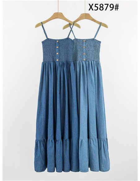 Robe longue froncée effet denim avec bretelles