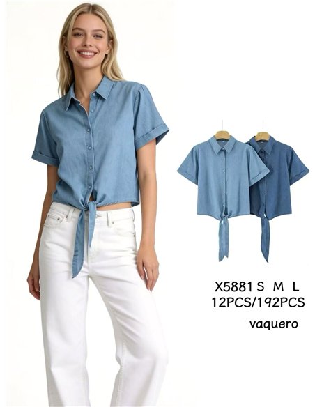 Kurzärmeliges Hemd in Jeansoptik mit Krawatte