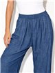 Pantalón wide-leg símil denim de cintura elástica