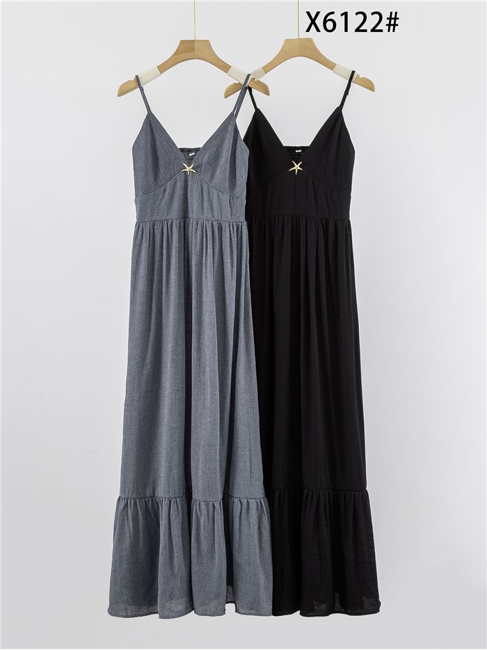 Vestido largo de lino tirantes con broche de estrella marina