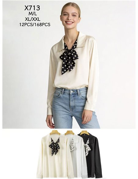 Blusa con lazada de lunares