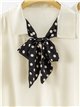 Blusa con lazada de lunares