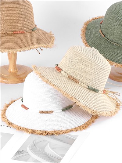 Sombrero de rafia con ala desflecada