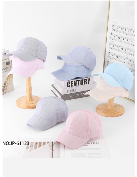 Light linen-look cap