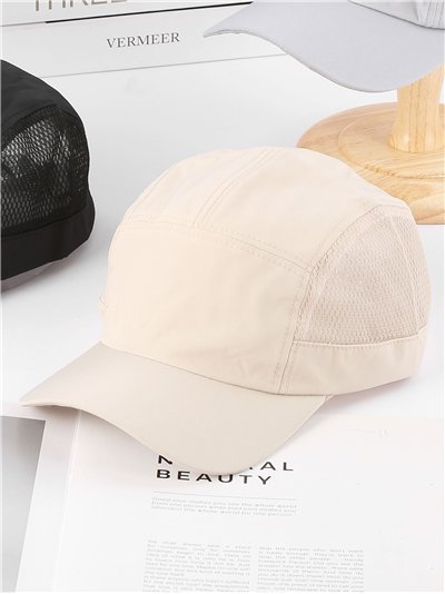 Gorra visera técnica con rejilla lateral