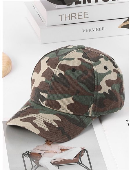 Camo baseball cap