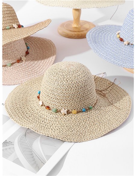 Chapeau en raphia orné de perles marines