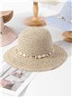 Sombrero de rafia con conchas
