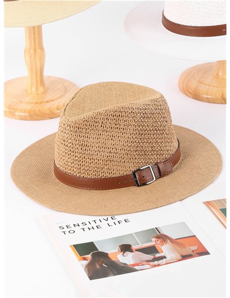 Chapéu fedora de ráfia com fivela