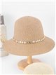 Sombrero de rafia con cinta de conchas