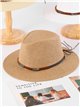 Sombrero panamá con banda decorativa