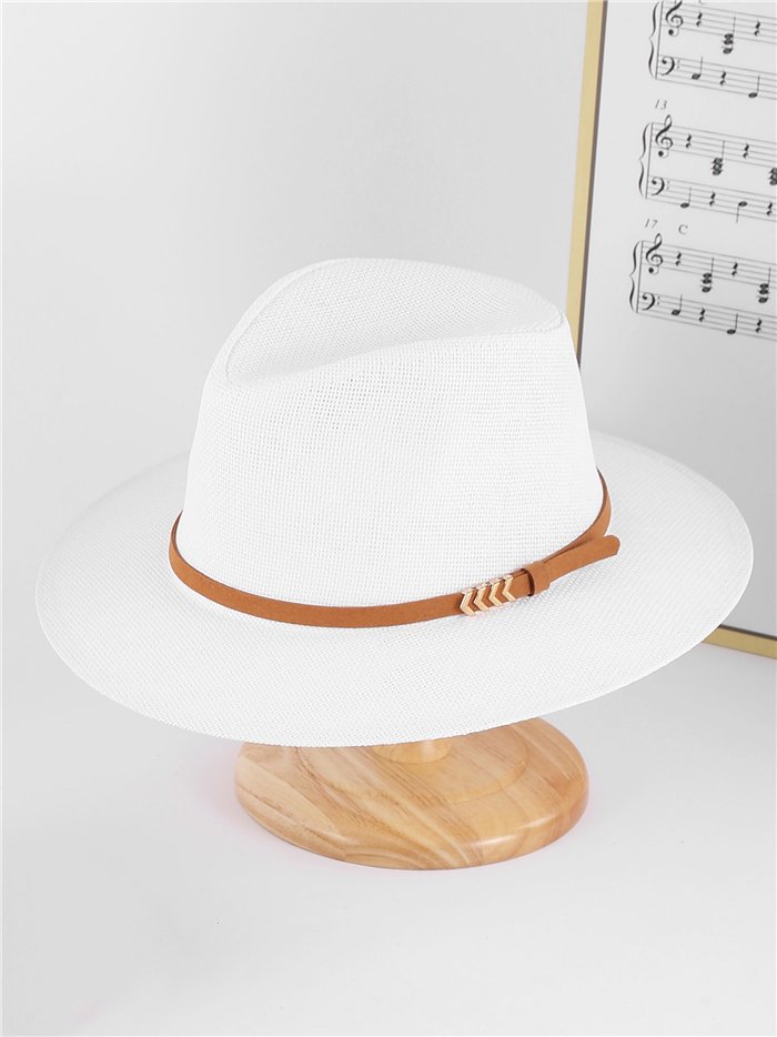 Sombrero panamá con cinta minimalista