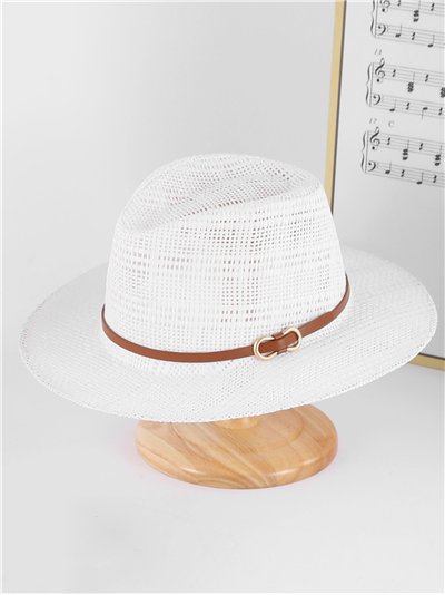 Sombrero panamá calado con detalle metálico