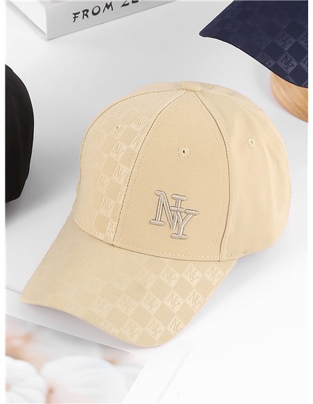 Gorra visera monograma con bordado frontal