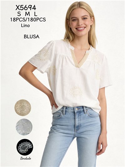 Blusa de lino bordada paisley con manga corta 2