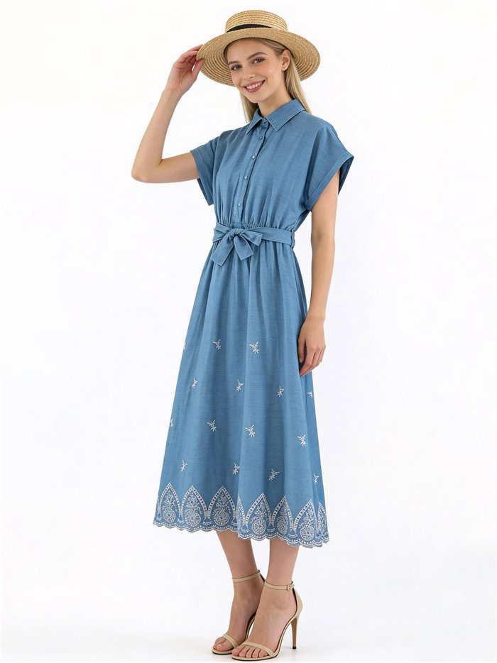 Vestido camisero símil denim bordado con cinturón