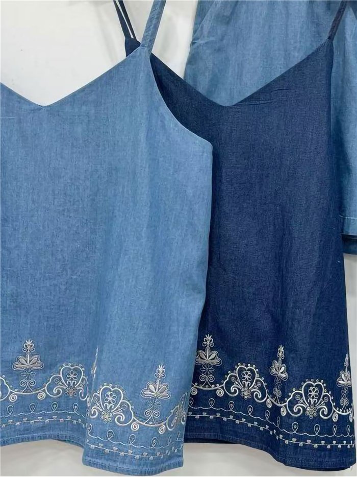 Conjunto símil denim de top bordado y short