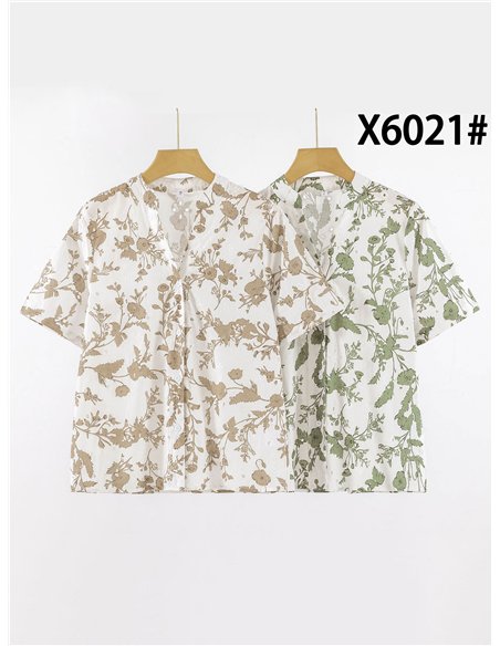 Camisa estampada de flores detalle calados