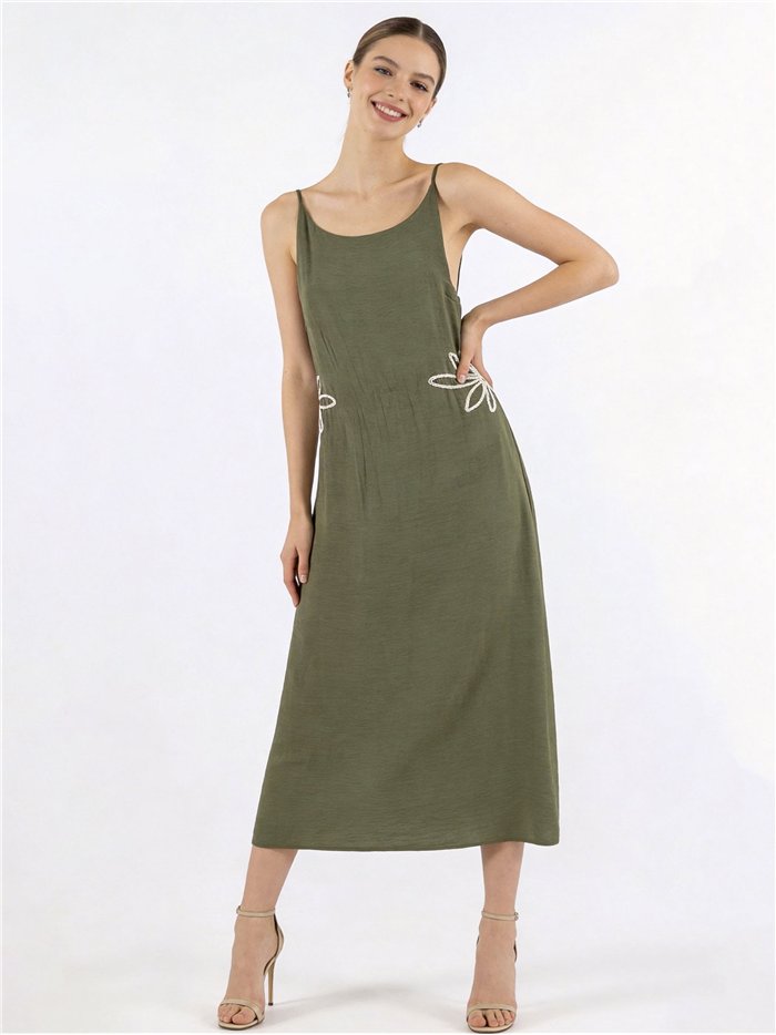 Slipkleid mit seitlicher Blumenstickerei