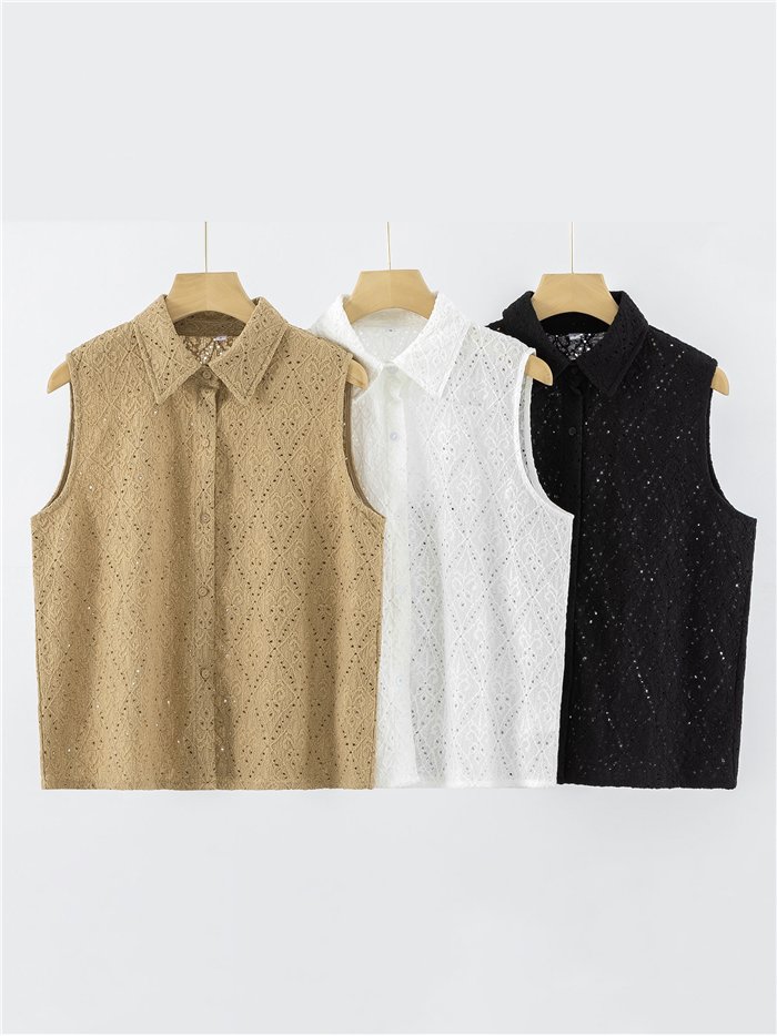 Conjunto vazado: camisa sem mangas e calça