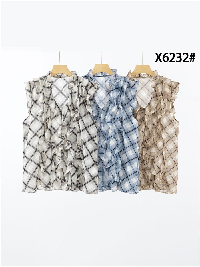 Camicetta a quadri con volant