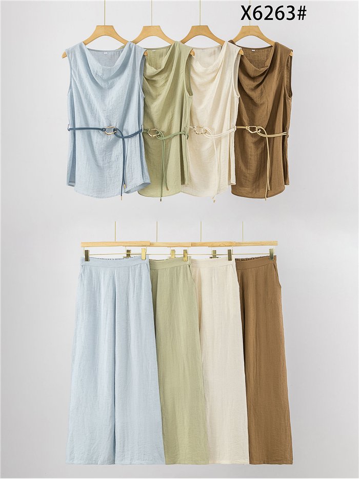 Conjunto de lino top drapeado con cinturón y pantalón ancho