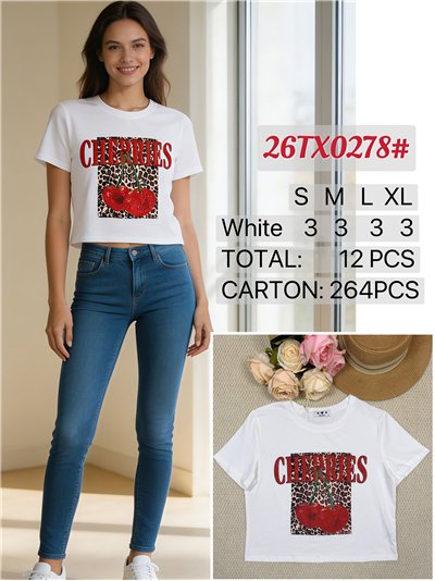 Crop-Top mit Kirschmuster 2