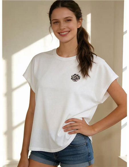 Camiseta amplia parche flor