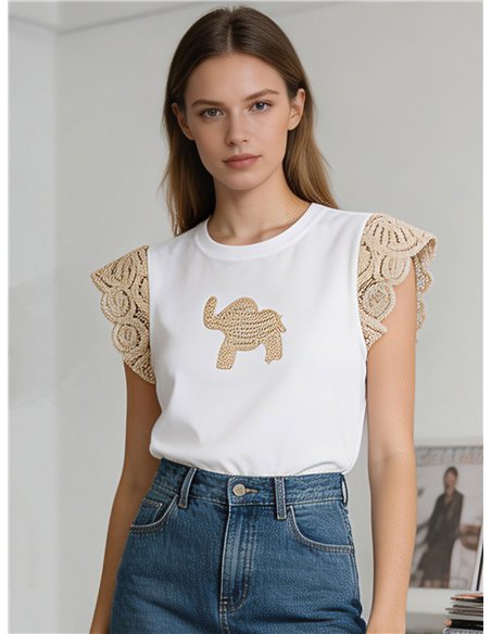 Top manga crochet elefante bordado