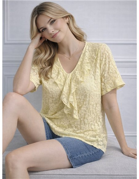 Blusa arrugada encaje con volante