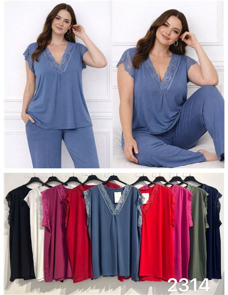 Top in lycra taglie forti con maniche e scollo in pizzo