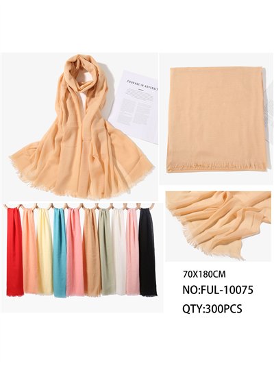 schlichter, ausgefranster Schal 2