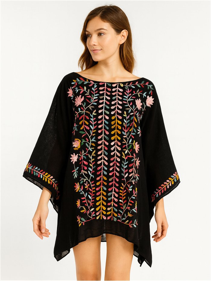 Caftán playero bordado folk