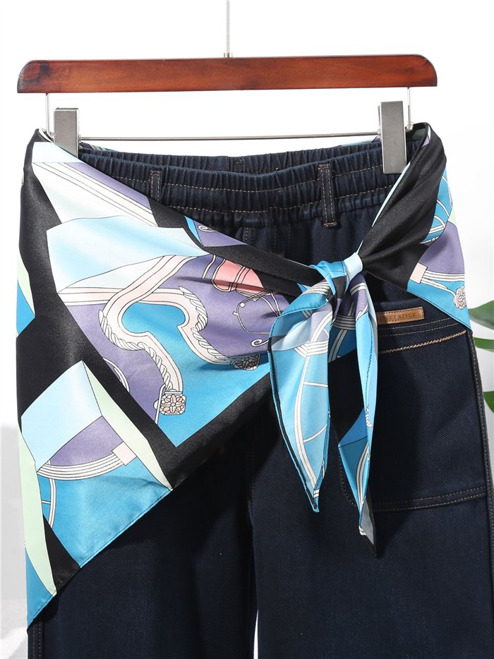 Sciarpa geometrica triangolare